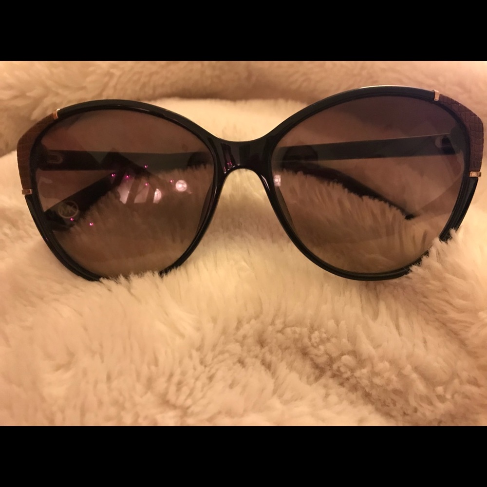 MICHEAL KORS SUNGLASSES